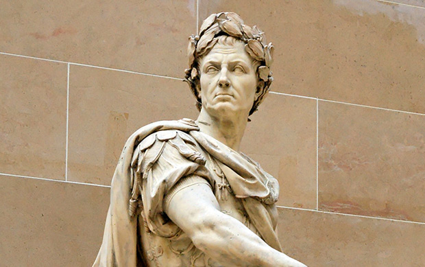 皇家之血1-妖后和神子